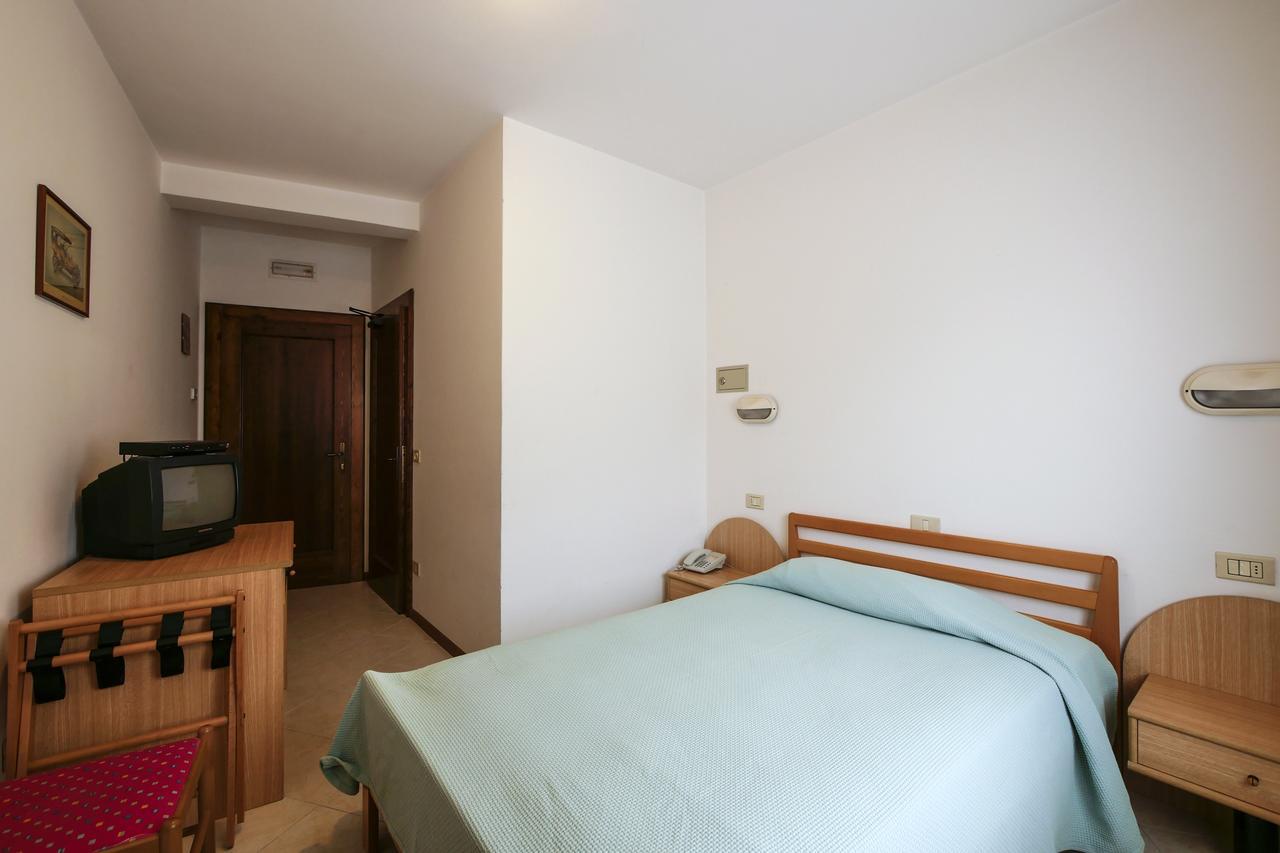 Albergo De March Farra d'Alpago Extérieur photo
