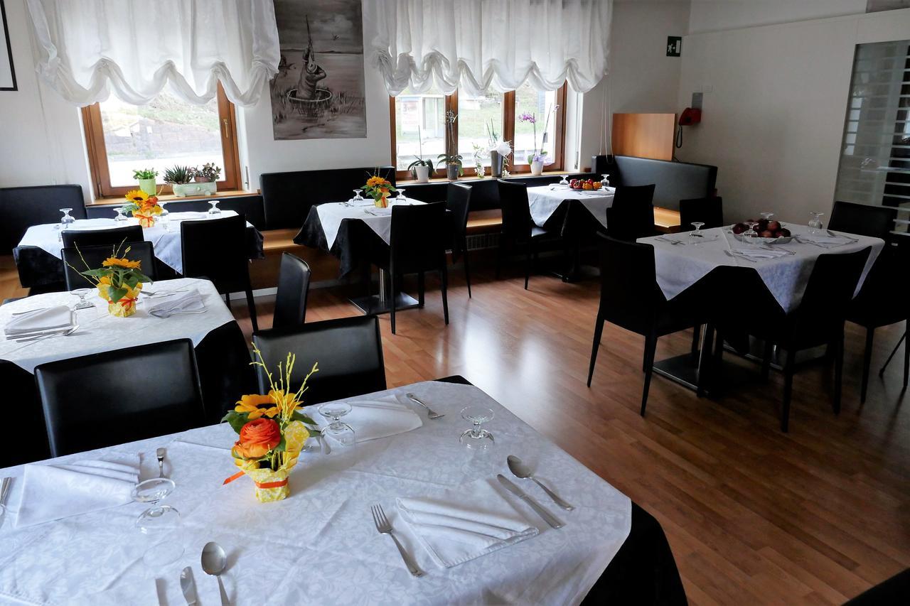 Albergo De March Farra d'Alpago Extérieur photo